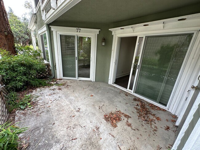 Building Photo - Morningside on the Lake Downstairs 1 Bedroom 1 Bath