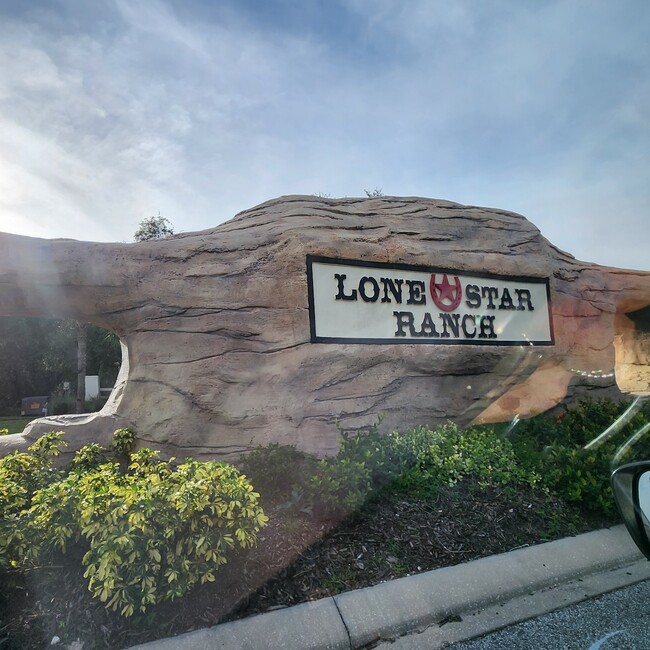 Welcome to Lone Star Ranch Townhomes - 15623 Stable Run Dr