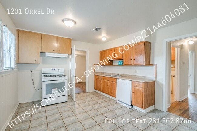 Building Photo - 1201 Orrel Dr