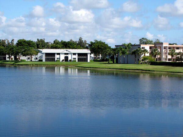 Building Photo - 15445 Lakes of Delray Blvd