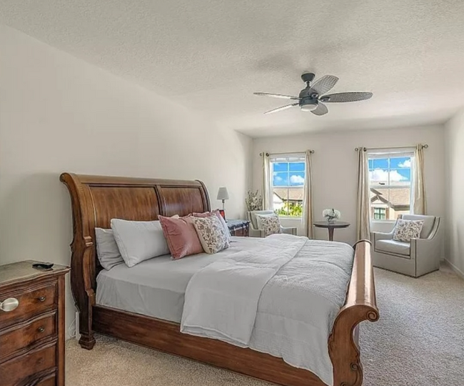 Building Photo - 7489 Tourmaline Dr