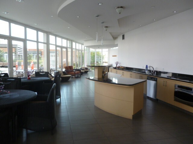 Building Photo - The Montage: One Bedroom plus Den - Downto...