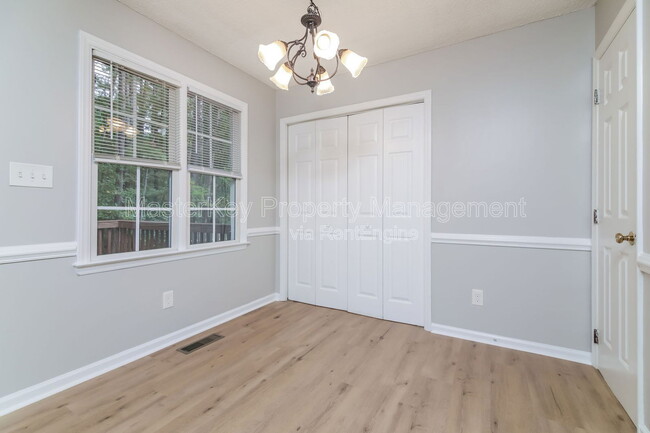 Building Photo - 1021 Amber Acres Ln