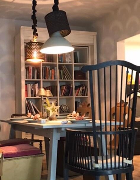 Building Photo - 1561 W 23rd St