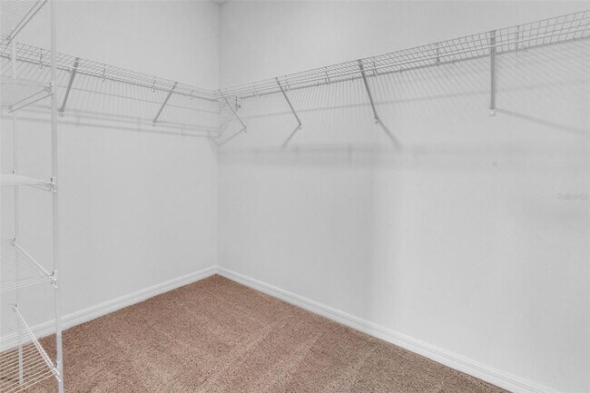 Building Photo - 10008 Last Lgt Gln