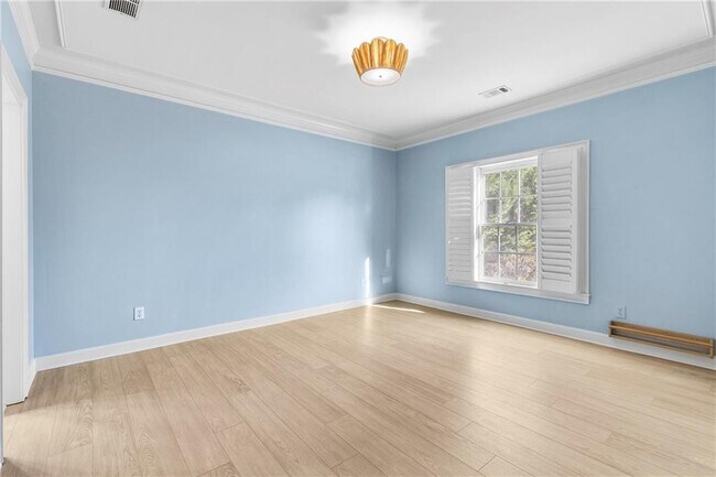 Building Photo - 7665 Ledgewood Way