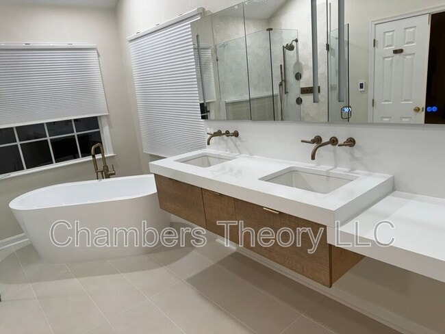 Building Photo - 46342 Summerhill Pl