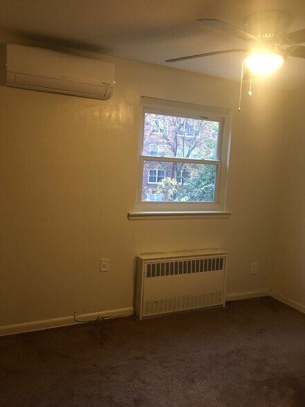 Bedroom 2 - 1650 New York Ave