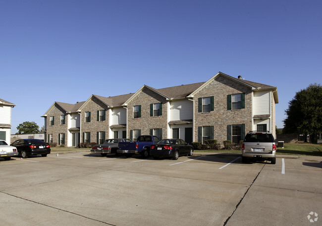 Primary Photo - Glenwood Townhomes