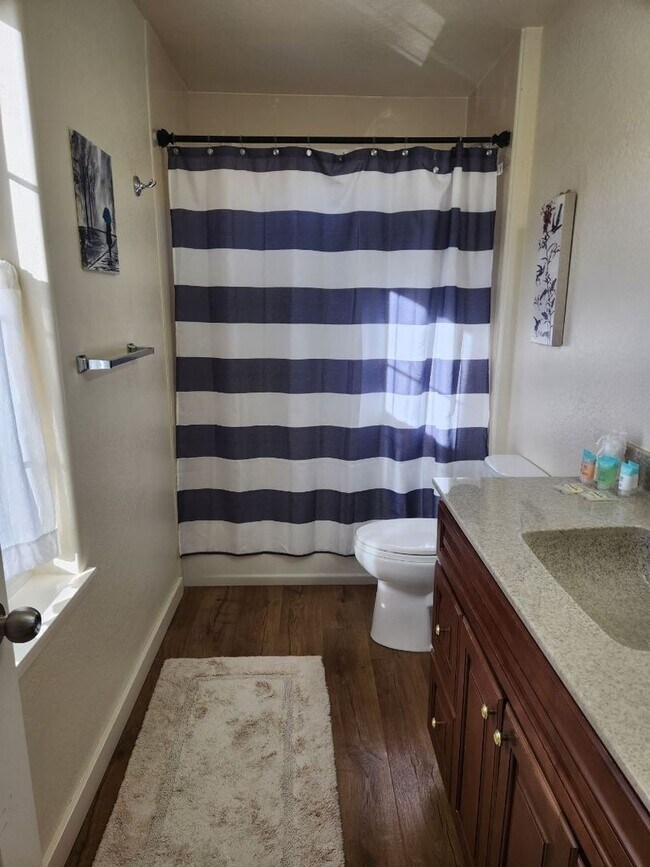 Building Photo - Furnished Two Bedroom Apartment on 27 Acre...