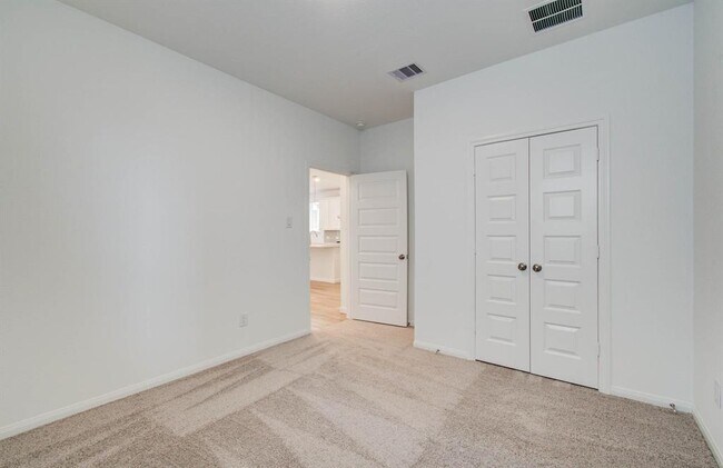 Building Photo - 24838 Harrow Mdw Dr