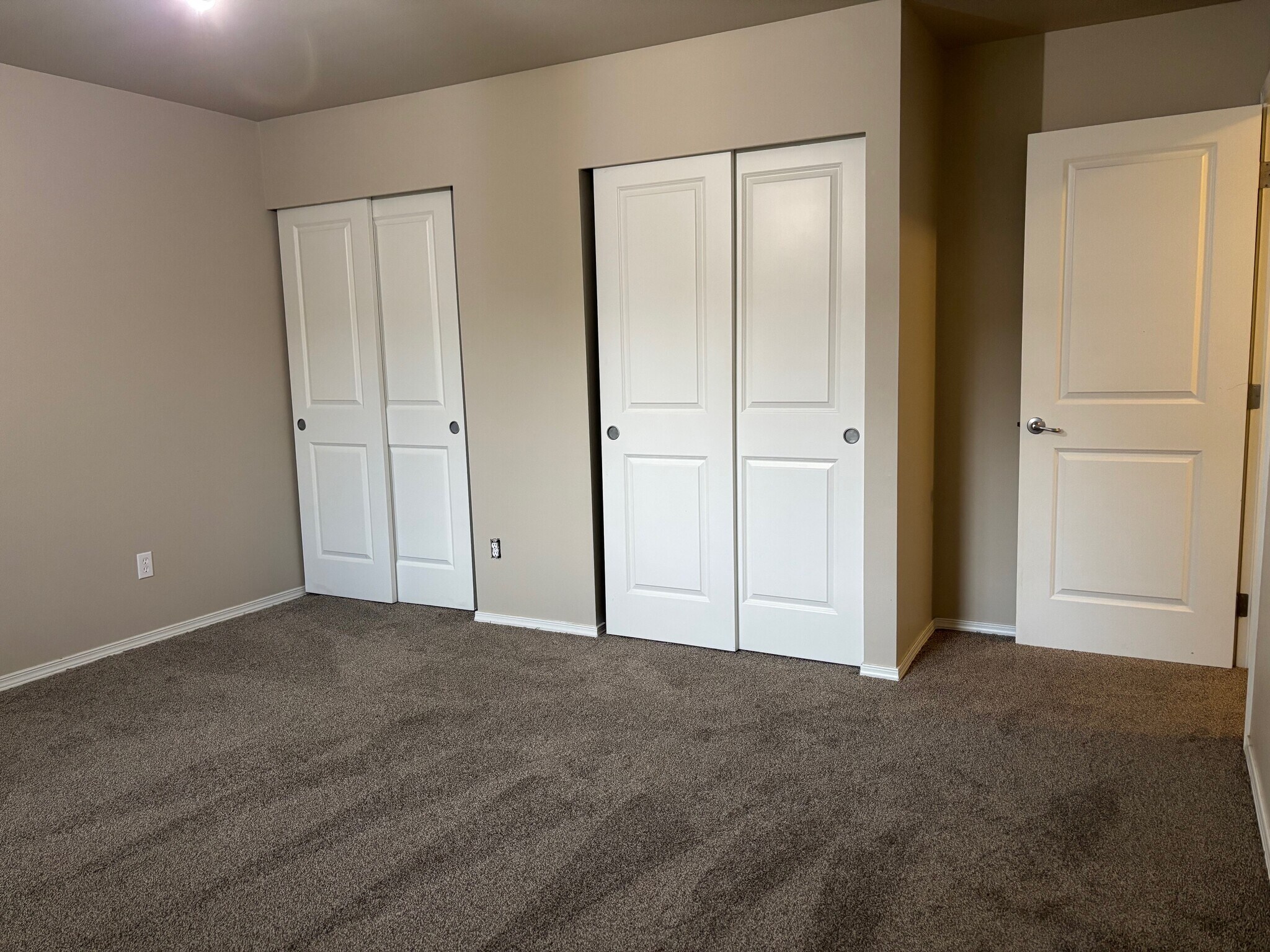 Building Photo - 2811 162nd St E