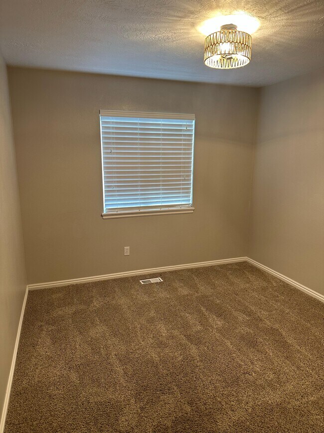 Building Photo - 5778 Ballerina Way