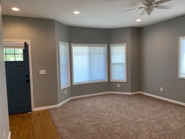 Building Photo - COMING MID-AUGUST Don't miss out on this Charming 3-Bedroom Ranch Home in Crystal Springs – Battl...