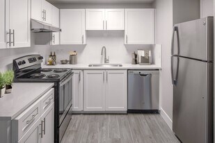 Building Photo - Avana Evergreen