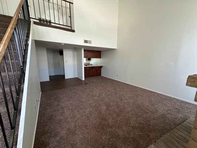 Building Photo - 7813 S Laurelglen Blvd