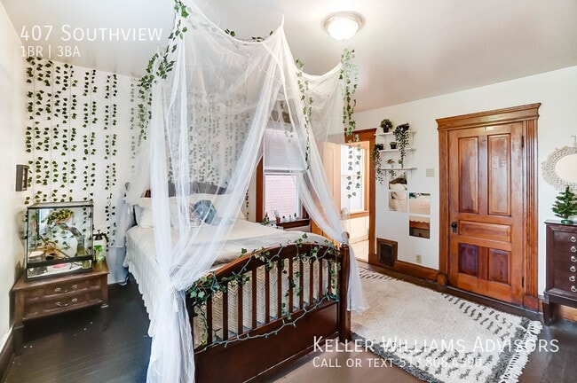 Building Photo - 407 Southview-