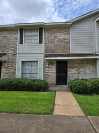 Building Photo - 13522 Castilian Dr