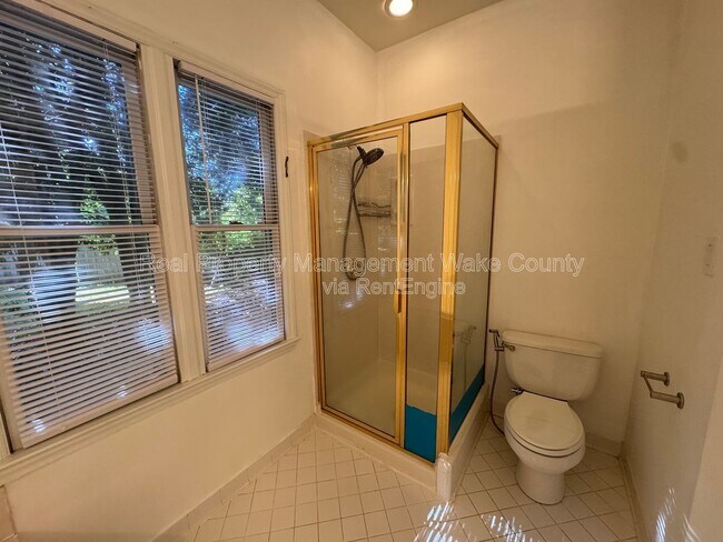 Building Photo - 102 Powder Mill Ct
