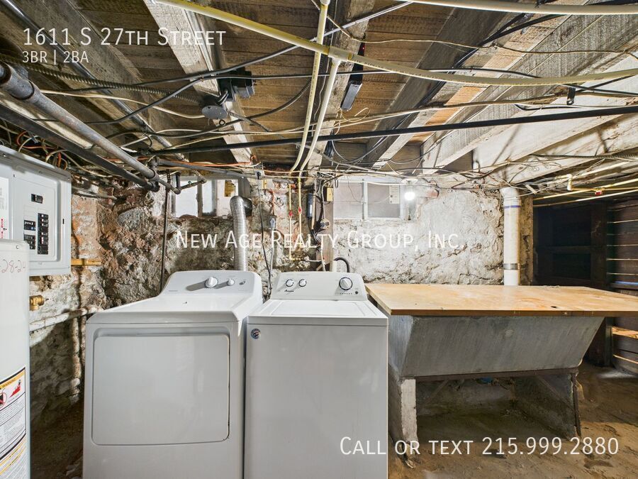 Building Photo - 1611 S 27th St