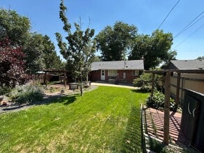 Building Photo - Beautiful 3-Bedroom Home in Arvada – Spaci...