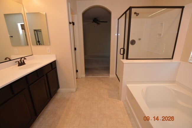 Building Photo - 340 Hillhead Ct