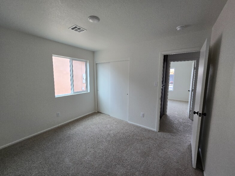 Building Photo - 7345 E 45th Pl