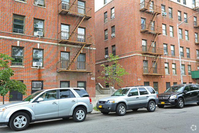 Building Photo - 401-405 Edgecombe Ave