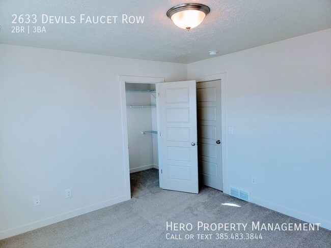 Building Photo - Stunning BRAND NEW Townhomes!