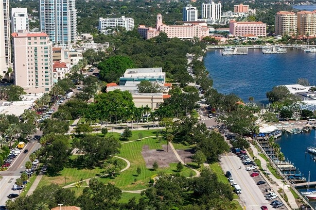 Building Photo - 145 2nd Ave S