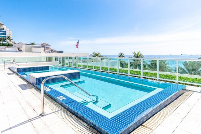 Building Photo - 101 S Fort Lauderdale Beach Blvd