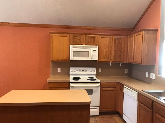 Building Photo - 13003 Bramford Pointe Ln