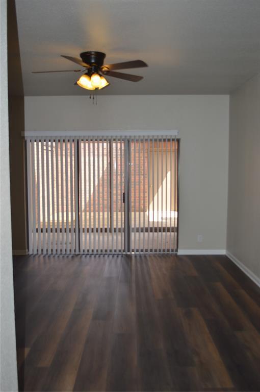 Building Photo - 111 Manor Pl