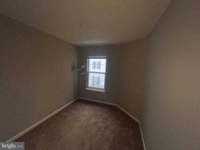 Building Photo - 47745 Devin Cir