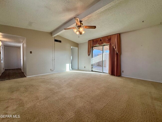 Building Photo - 10213 Saigon Dr