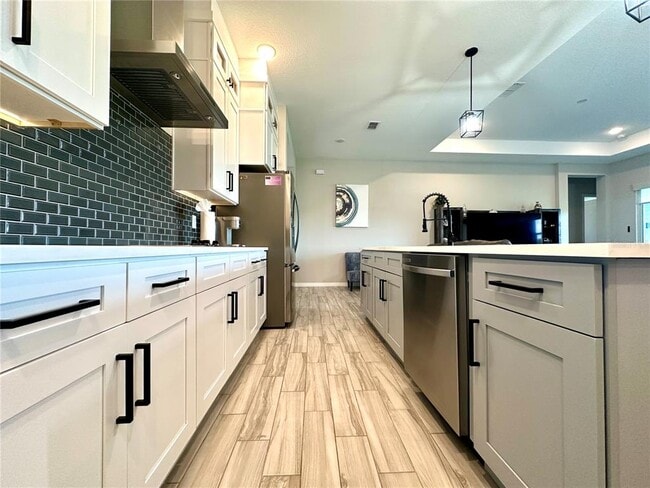 Building Photo - 342 Windward Way