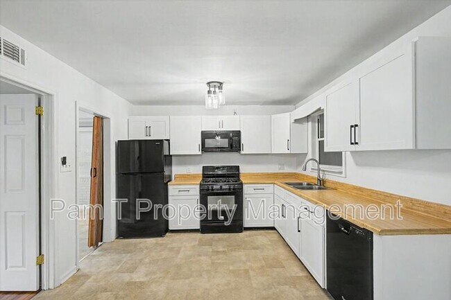 Building Photo - 3712 Oakland Ct