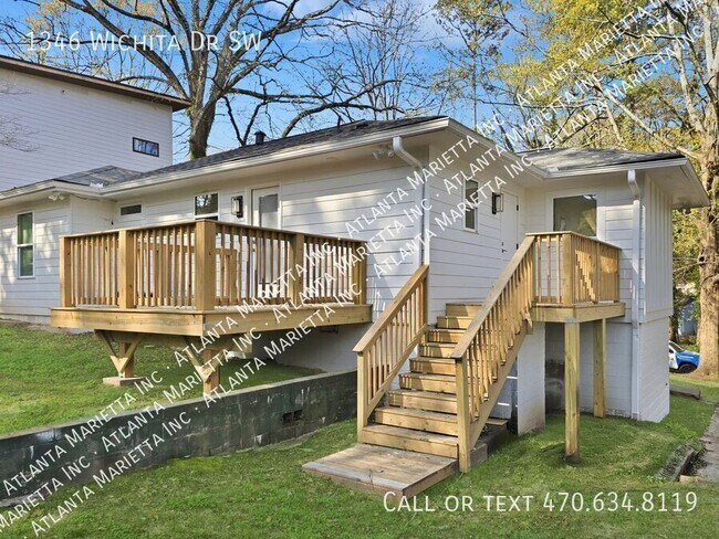 Building Photo - 1346 Wichita Dr SW