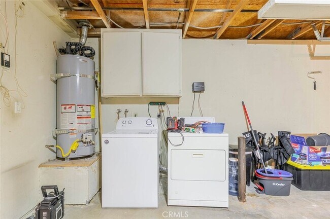 Building Photo - 514 E Ave J 9