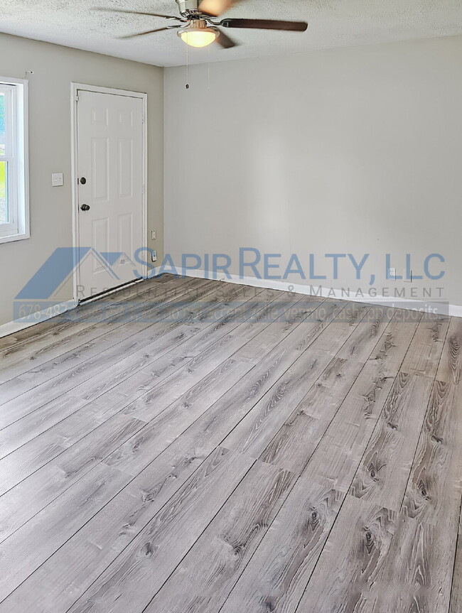 Building Photo - 4265 Elkan Ave