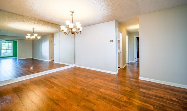 Building Photo - Updated two-bedroom, two-bathroom condo in...