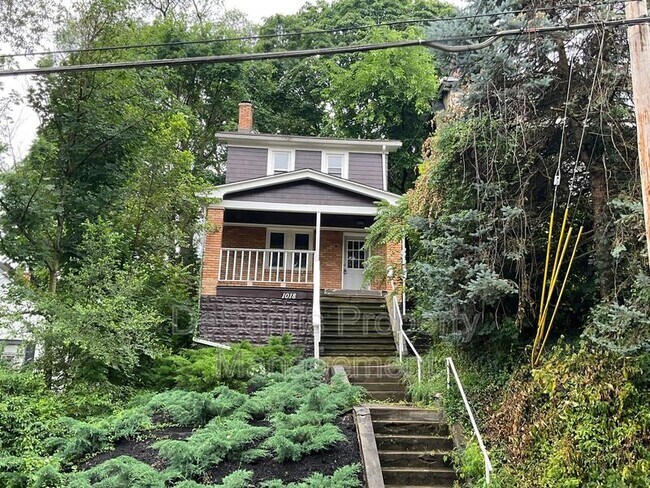 Building Photo - 1018 Bellaire Ave