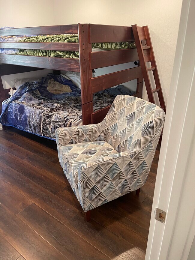 Room 2 - 26772 CA-189