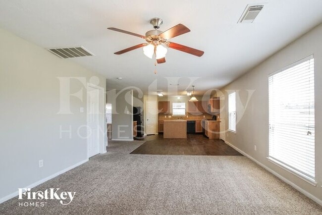 Building Photo - 2811 Long Grove Ln
