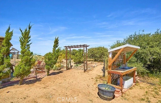 Building Photo - 7438 Woodcliff St