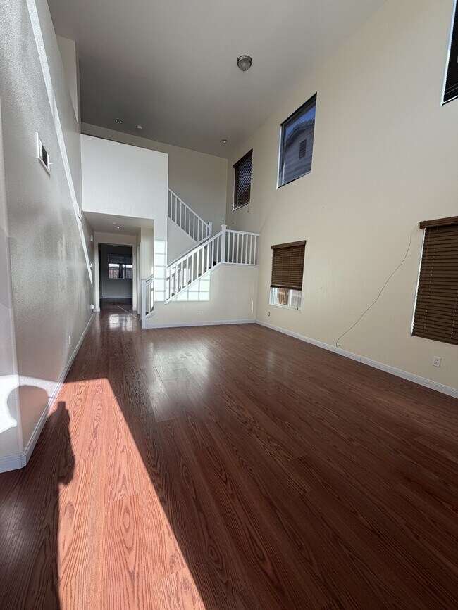 Building Photo - 10755 Arabian Ct