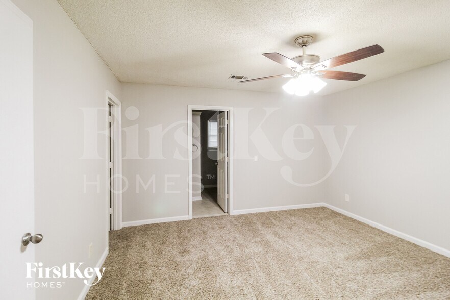 Building Photo - 3312 Westview Cove