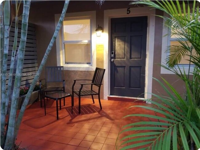 Building Photo - 2023 Funston St