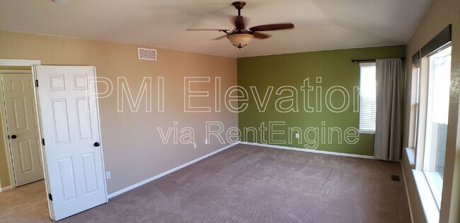Building Photo - 10740 Windridge Ct