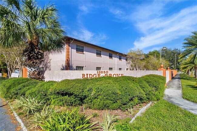 Building Photo - 13250 Ridge Rd S